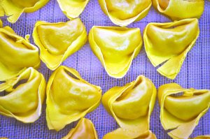 ferrara-store-cappellacci-di-zucca 001