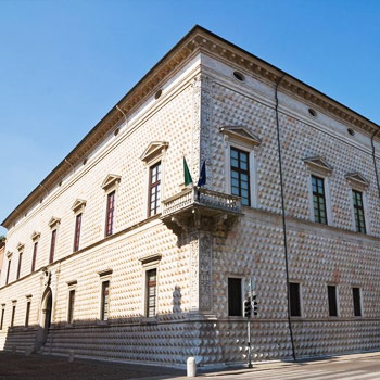 The Palazzo dei Diamanti